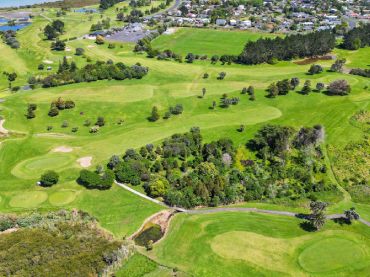 Clarks Beach Golf Course